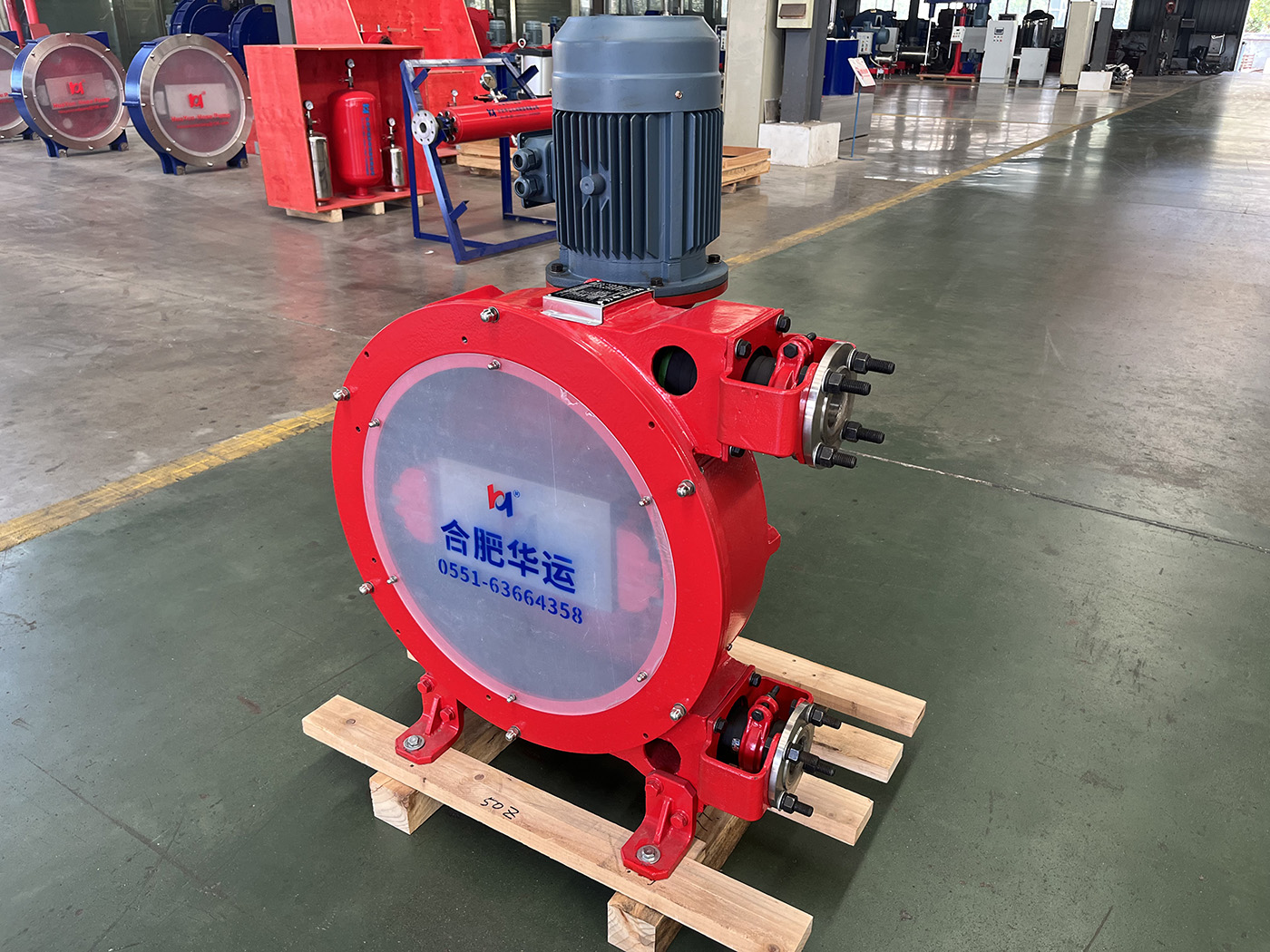 華運(yùn)機(jī)械為國內(nèi)某大型集團(tuán)定制軟管泵完工，整裝待發(fā)助力產(chǎn)業(yè)升級(jí)